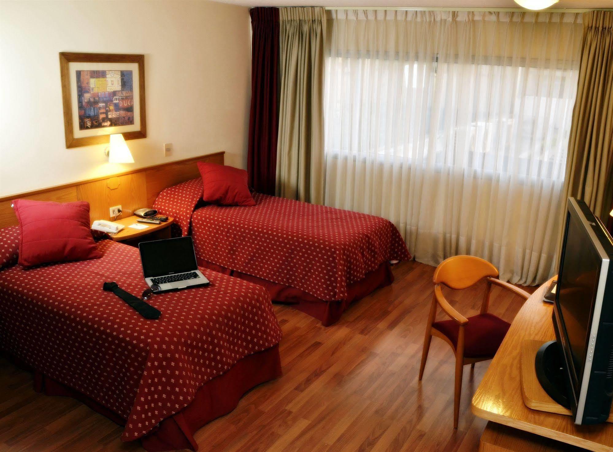 Armon Suites Hotel Montevideo Exterior foto
